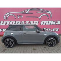 Mini Cooper S 141kW,A/T,JCW PAKET,ČR