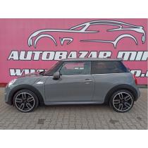 Mini Cooper S 141kW,A/T,JCW PAKET,ČR